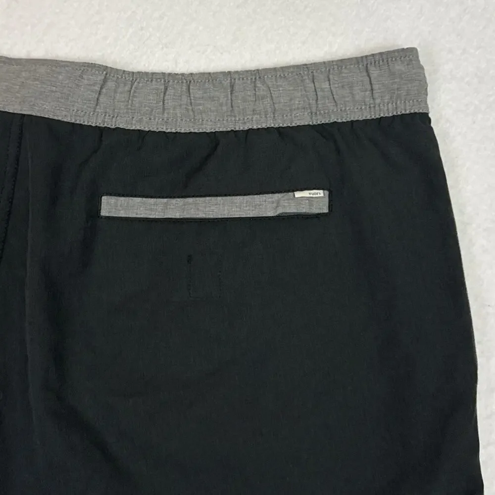 Vuori Banks Shorts Mens XL Black Gray 7 Inch Performance Athletic Swim Hybrid